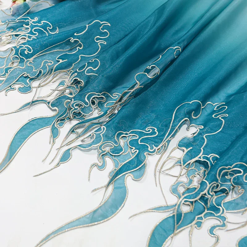 Embroidery Fabric - Tela con Bordado Estilo Chino, Degradado
