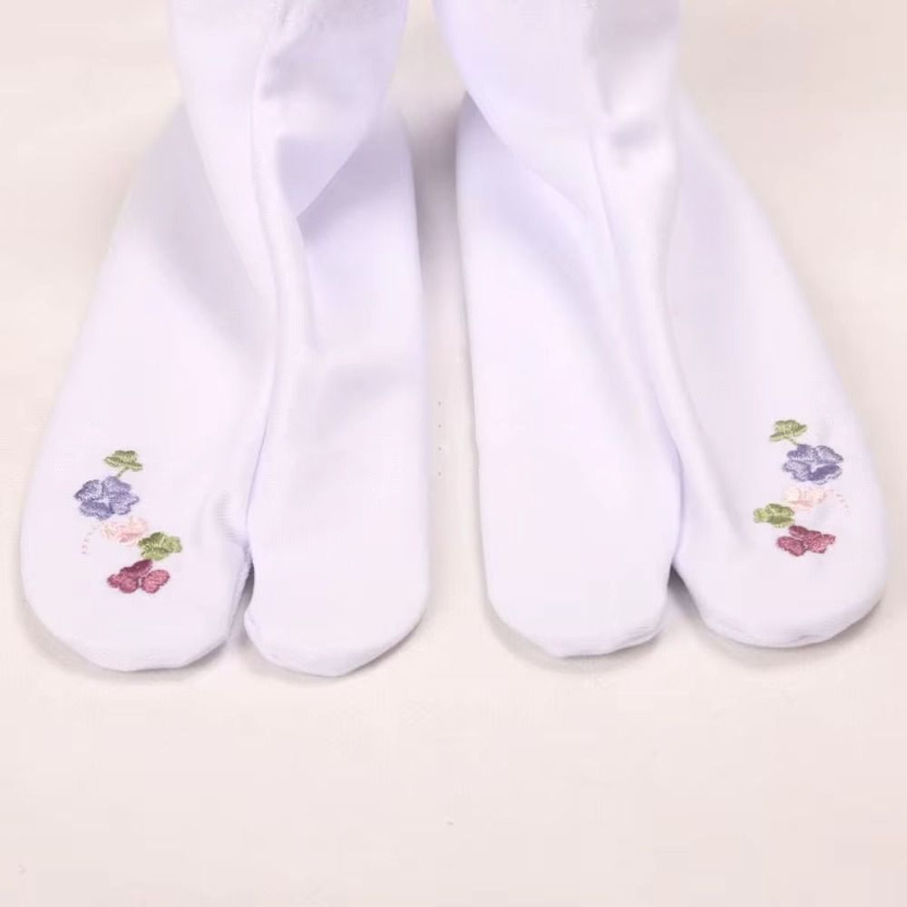 Embroidery On Socks - Calcetines de dos dedos con bordado