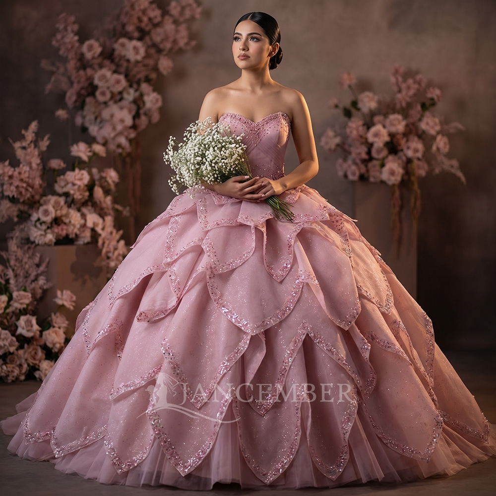 Embroidery Removal - Vestido de Quinceañera de Lujo con