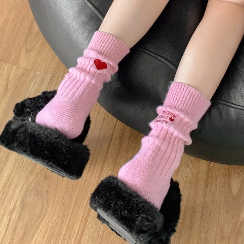 Calcetines de tubo medio Haraj - Embroidery On Socks reseña y precio