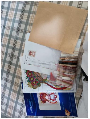 BT Hen And Chick Home Work Kit - Embroidery Workshop reseña y precio