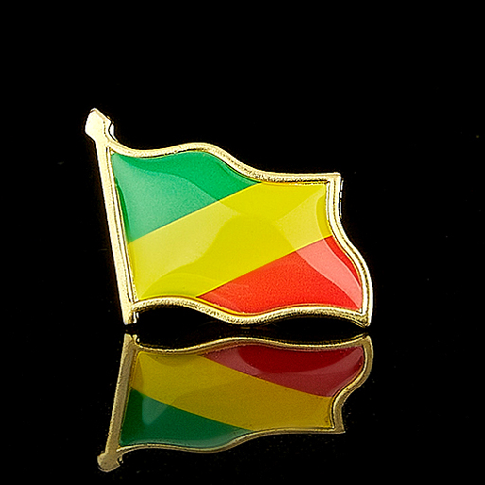 Insignia chapada en oro de la  - Embroidery World reseña y precio