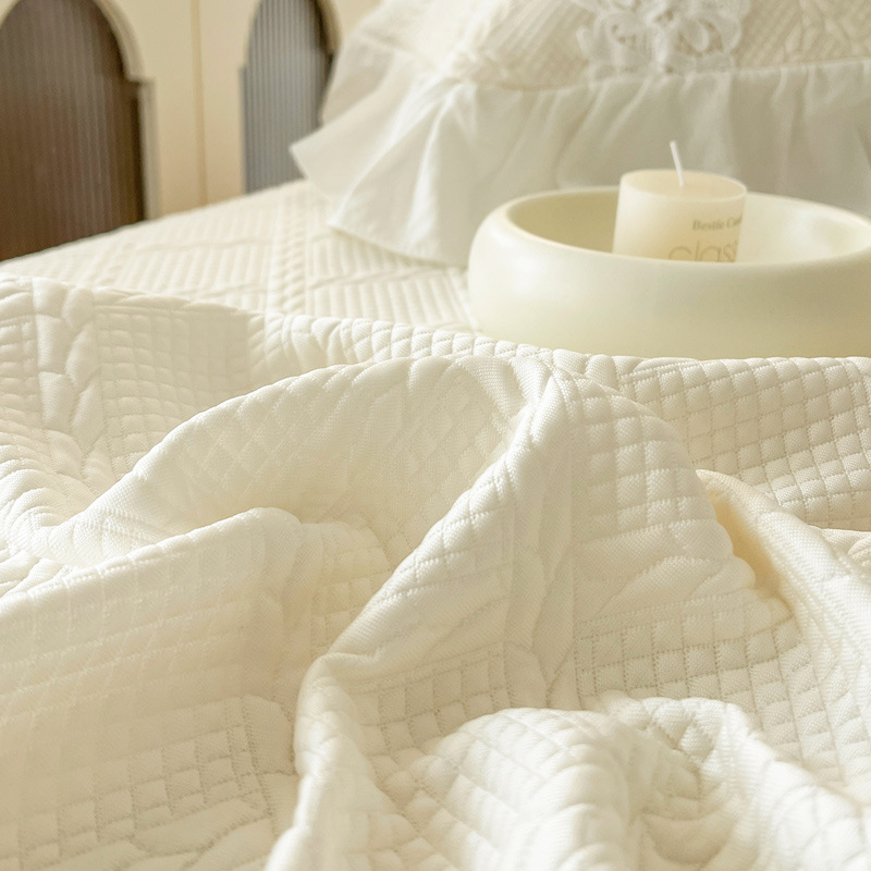 Juego de colcha refrescante de - Embroidery Quilt Cover reseña y precio