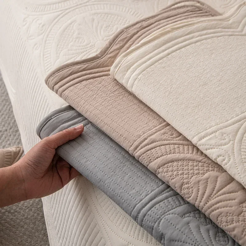 Funda de sofá de algodón grues - Embroidery Quilt Cover reseña y precio